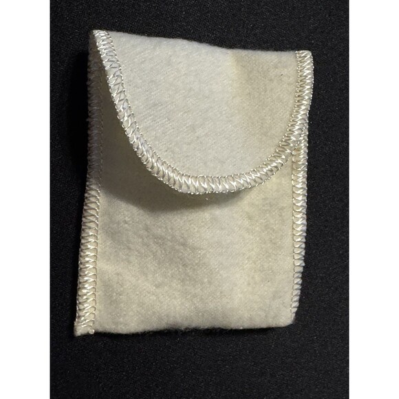 James Avery Sterling Silver Interlocked Heart Ring Size 5.5, Dbl Heart - Picture 3 of 7